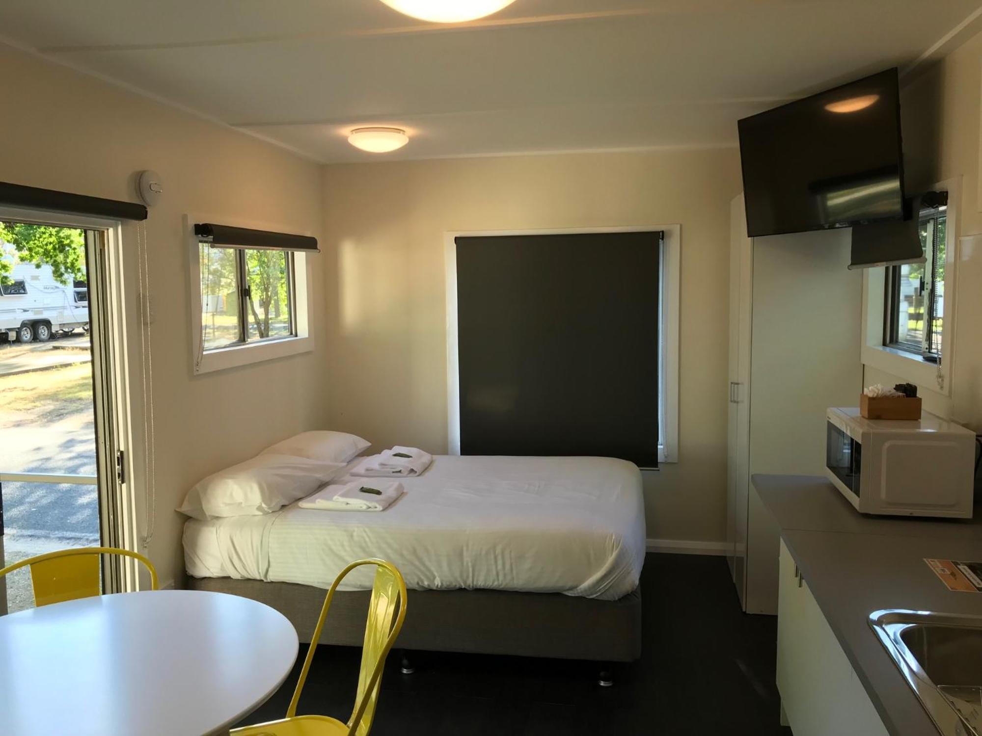 Borderland Wodonga Holiday Park Room photo