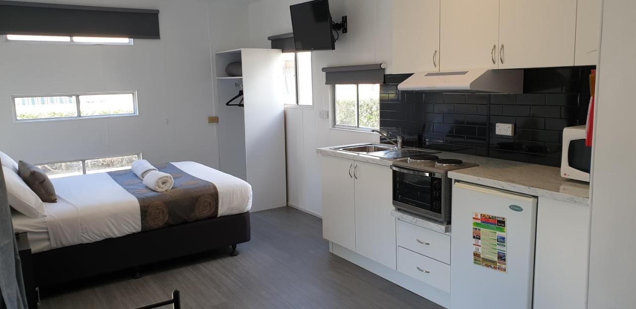 Borderland Wodonga Holiday Park Exterior photo